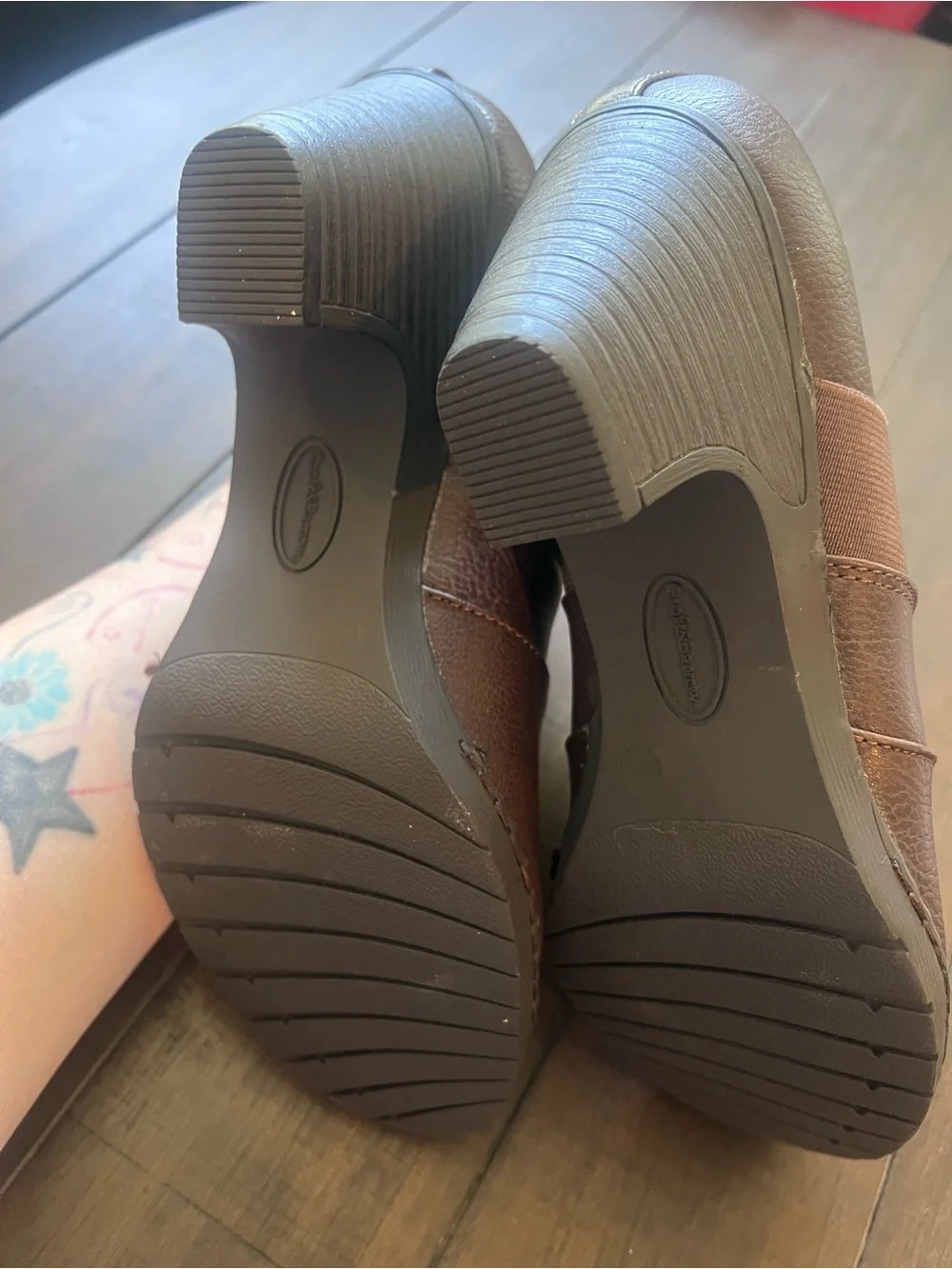 New Women’s Croft & Barrow Ortholite Brown Slip-On Leather Shoes
